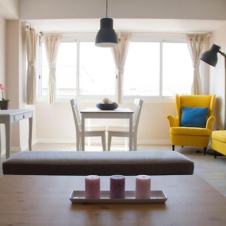 Lloret De Mar - Beachside Apartment - Free Parking - Limited Size Car Esterno foto